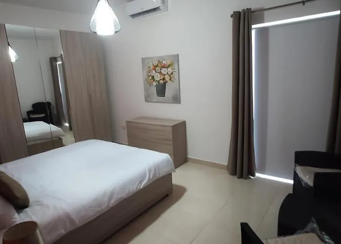 Searenity Marsaxlokk