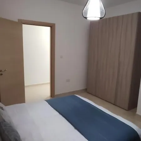 Searenity Apartment *