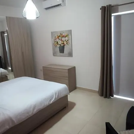 Searenity Marsaxlokk